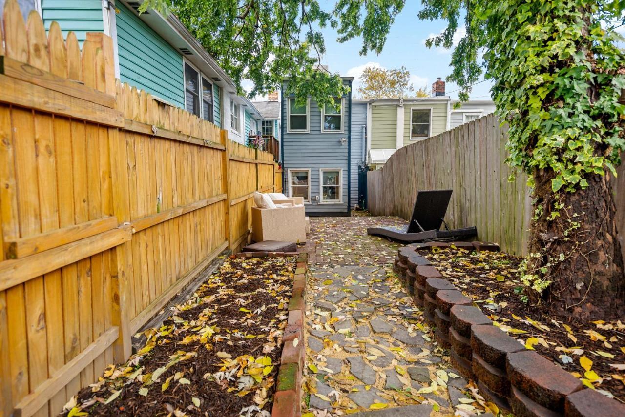 Boutique Blue 2 Bedroom Old Town House Alexandria Exterior foto